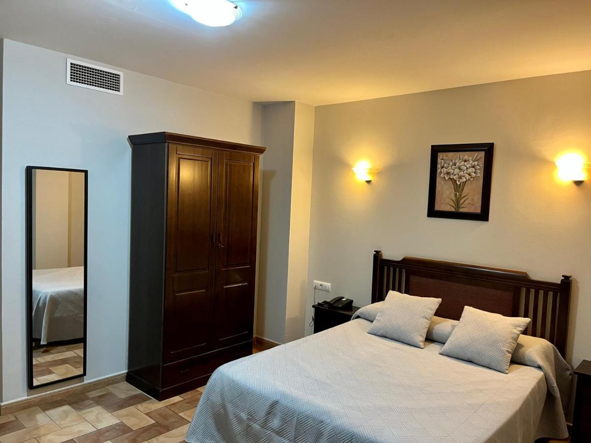 זאפרה Hotel Cervantes מראה חיצוני תמונה