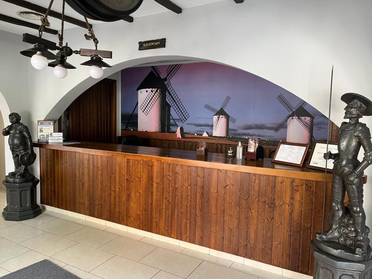 זאפרה Hotel Cervantes מראה חיצוני תמונה