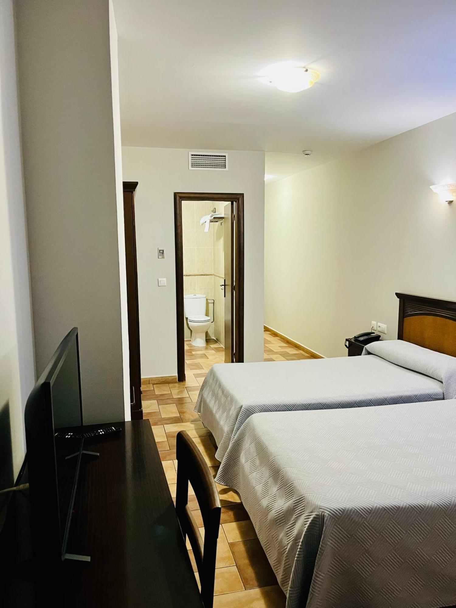 זאפרה Hotel Cervantes מראה חיצוני תמונה